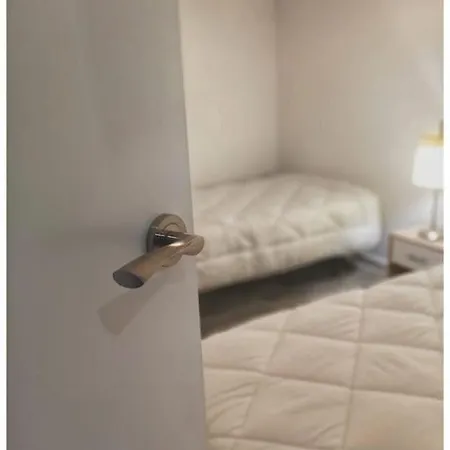 Precioso Atico En Tercera Planta Sin Ascensor Apartmán
